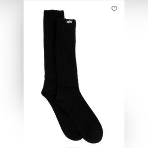 Alo Unisex Scrunch Socks in Black Size S